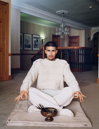 DC291_COV1_M1_Fakemink_RosieMarks_ZaraMirkin_01