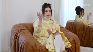 Oklou on making Choke Enough