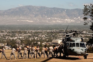82nd Airborne distributing food that has 5,000 cal