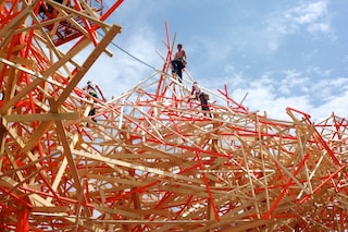 Photographs by Denis Decaluw&#233;