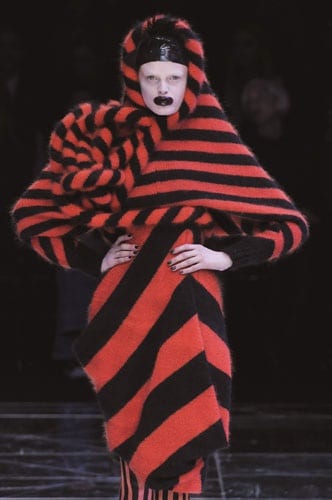 Alexander McQueen A / W 2009-2010 (c) Photography: 1