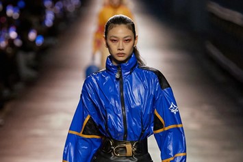 Louis Vuitton Fashion Pop Art Lips - Dark in 2023