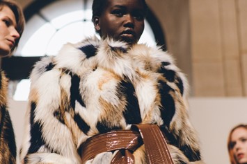 Givenchy fur discount collection