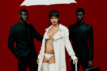 Was Rihanna's Super Bowl Look A Tribute to André Leon Talley?