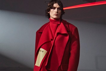 Raf Simons evokes '70s Berlin drug culture in menswear show