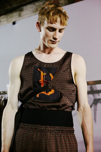 Dries Van Noten 15SS バングル DRIES VAN NOTENの2025年春夏コレクションが公開