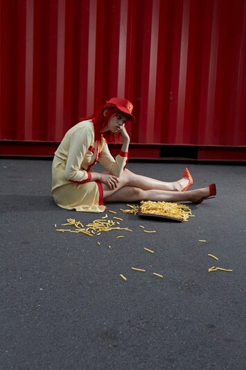 5 times Jeremy Scott made cheap, chic at Moschino | Dazed