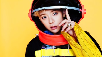 K-POP・アジア f(x) AMBER BEAUTIFUL AMBER 엠버 'Beautiful' Lyric Video - YouTube