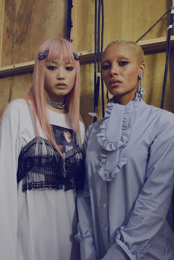 Ashley Williams pays tribute to cult icon River Phoenix Womenswear