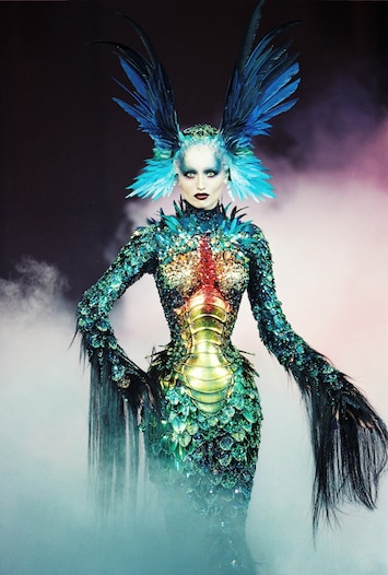THIERRY MUGLER 写真集 Thierry Mugler: Loriot, Thierry-Maxime: 9782383140085
