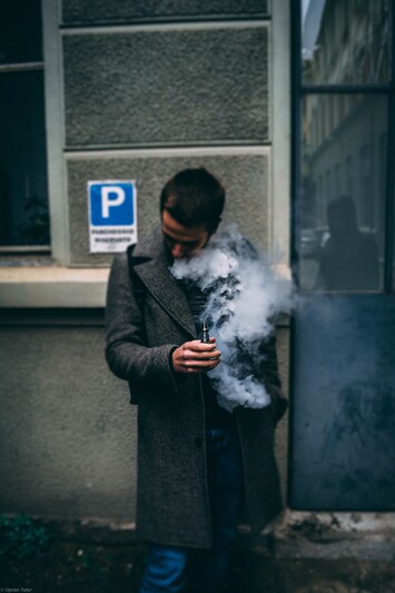 What To Know About The First Study On The Long Term Effects Of Vaping