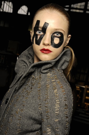 N°E Magazine featuring Viktor&Rolf Issue NO. 8 VIKTOR&ROLF by Novelty Luxe Magazine - Issuu