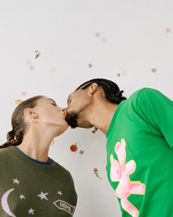 人気ショップ Marc Jacobs and Ava Nirui's new label will take you to アイドル
