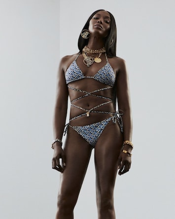 BURBERRY - Naomi 様 Burberry TB Summer Monogram 2021 Ad Campaign | The Impression