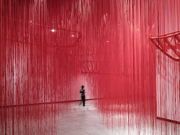 芸術写真 The Unsettled Soul Chiharu Shiota OUT NOW: Chiharu Shiota – The Unsettled Soul Grand solo show by