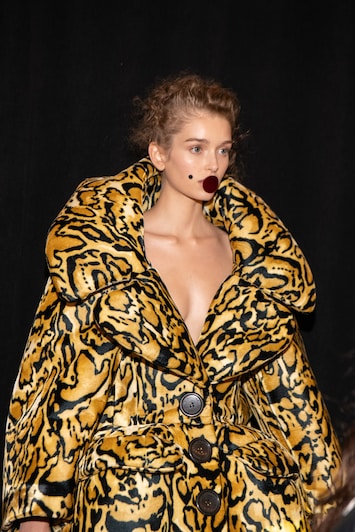 MARC JACOBS × Maisie cousinsコラボ ジャケット Introducing our limited-edition collaboration with Maisie