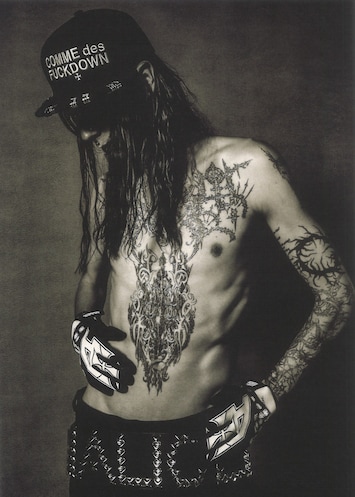 COMME des FUCKDOWN X alice Hollywoodキャップ The Comme des Fuckdown cap is making an official comeback | Dazed