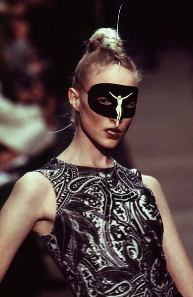 Alexander McQueen AW96, &quot;Dante&quot;, Dazed Digital 9