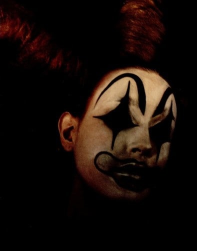 Alexander McQueen&#39;s sad clowns backstage for AW01 1
