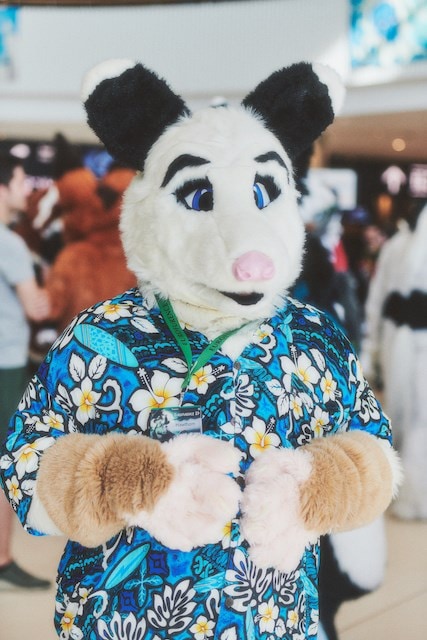 FURRY CONVENTION _ LAURA SCHAEFFER40 21