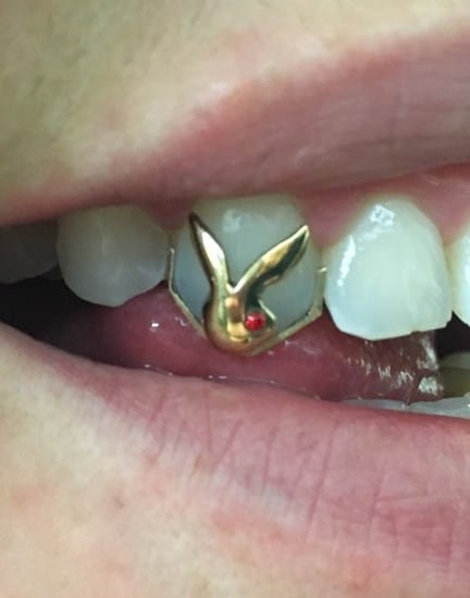 Lisa Michalik grills teeth makeup artist sfx 4