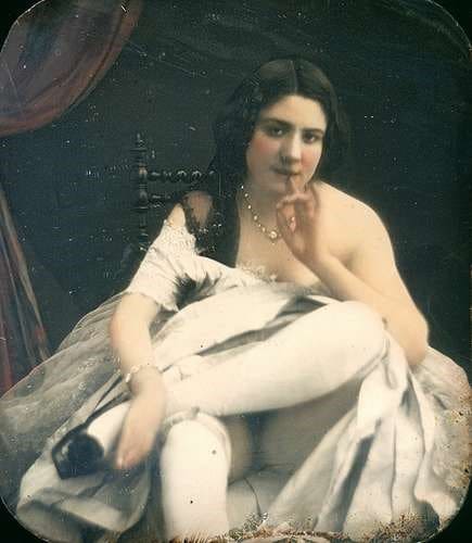 Scarlet Muse — Prostitution and Photography 1