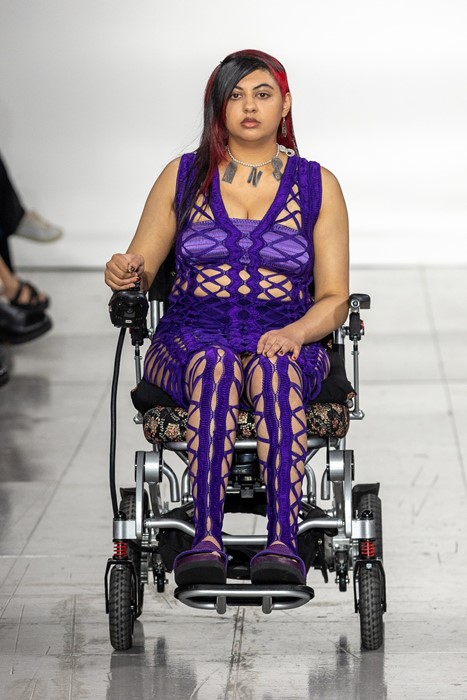 Sinéad O’Dwyer just put two wheelchair users on a major LFW runway ...