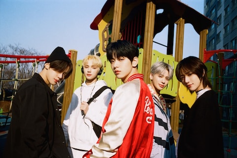 K-POP・アジア TOMORROWXTOGETHER TOMORROW X TOGETHER on flying the flag for K-pop's 4th gen | Dazed