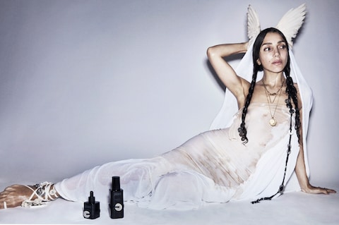 260320_ZEIYT_05_571B