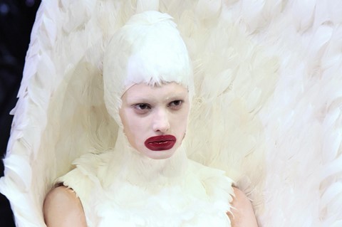 Alexander McQueen AW 2019 otherworldly clown makeup