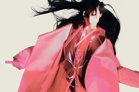 E01_EscentricMolecules_Pink_1996_A3_PORTRAIT_CMYK