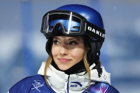 Eileen Gu wears Oakley 