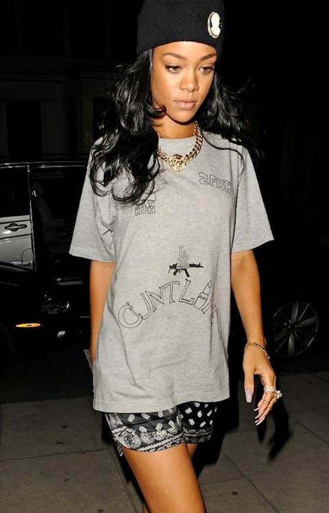 Rihanna-House-of-LADOSHA-2PAC-tattoo-tee-shirt-ban