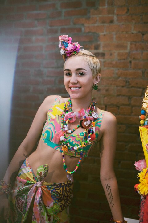 Jeremy Scott SS15, Dazed backstage