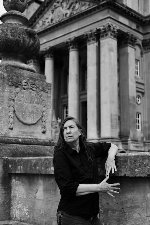 Jenny Holzer How to get the message across