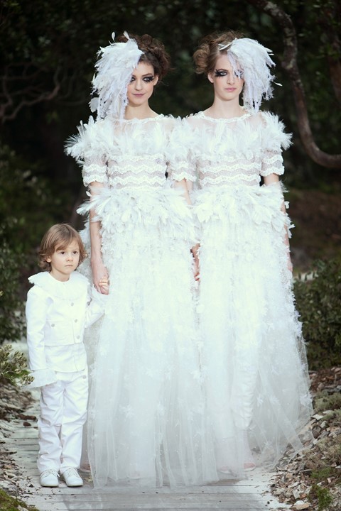 Chanel lesbian couture brides SS13 spring 2013
