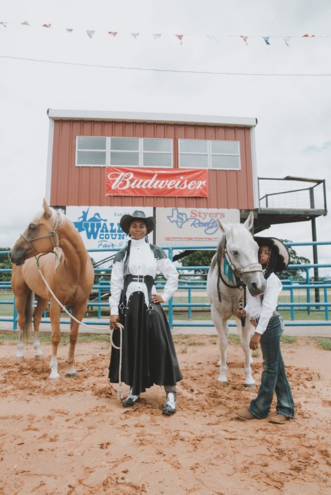 11-year-old cowgirl Kortnee Solomon competes at the first televised Black  rodeo