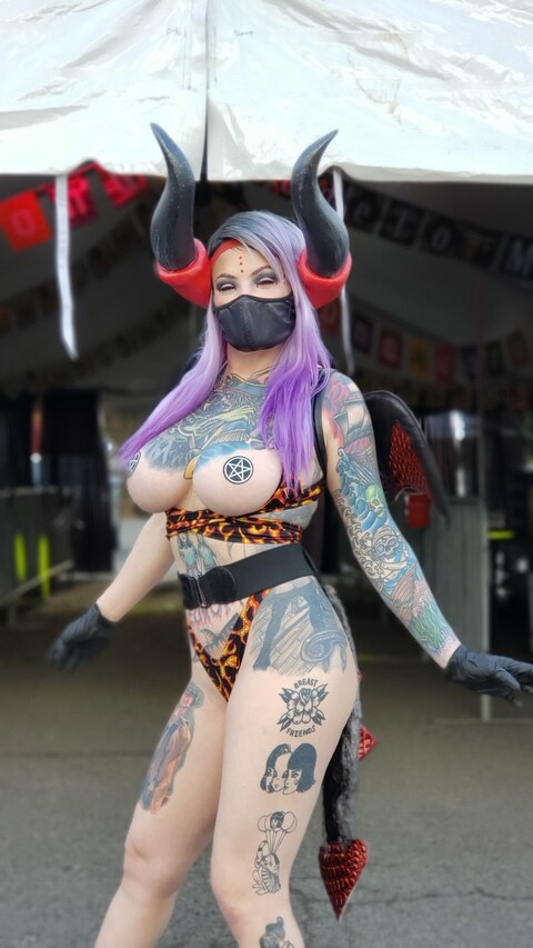 Lucky Devil Lounge strip club drive-thru 9 13