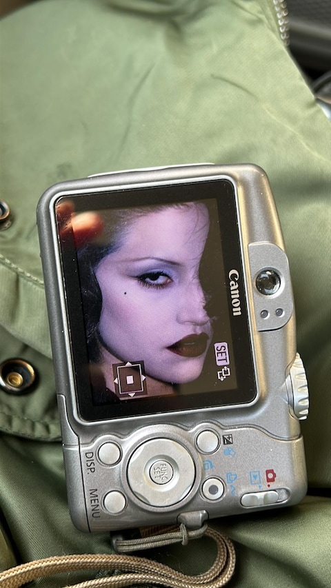 Gabbriette BTS Vivienne Westwood shoot 28