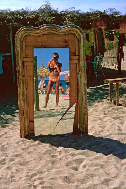 Philippe Garner, Cracked Mirror, La Voile Rouge, 1974