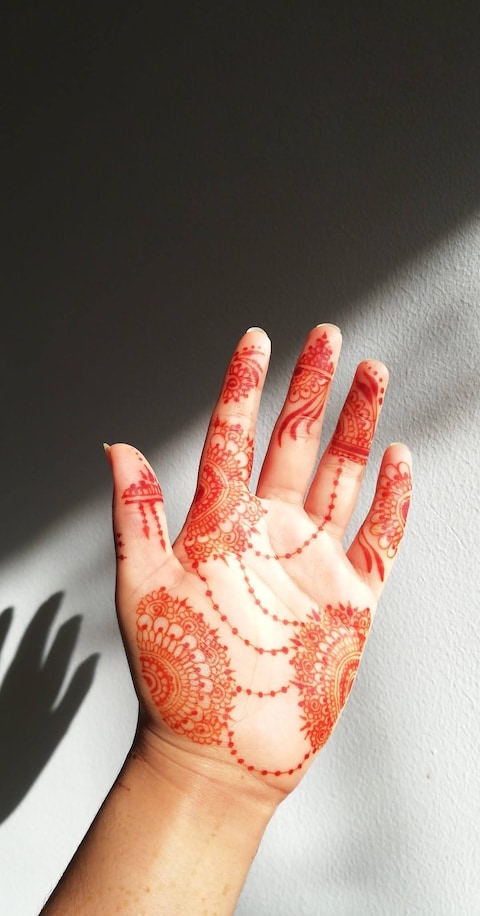 Huq That, Henna Collective 38