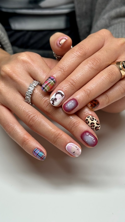Yoshitomo Nara-inspired nail art 12