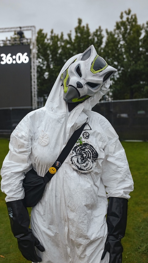 Björk’s solar eclipse rave in Iceland 7