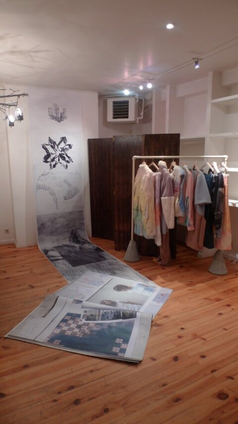Image 0