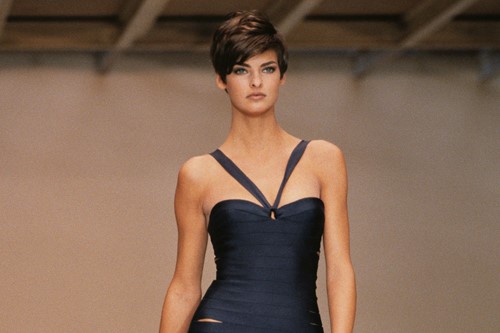 Linda Evangelista: 59 of her greatest runway moments | Dazed