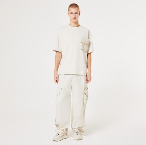 REVERSE POCKET TEE