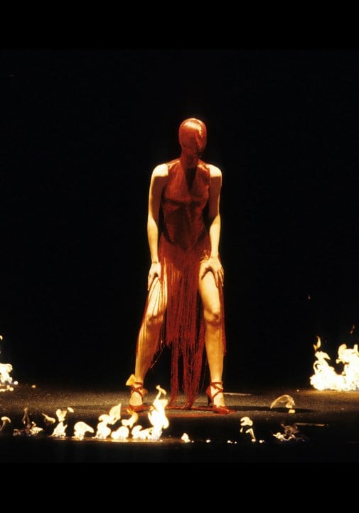 Alexander McQueen, Joan, AW98 14