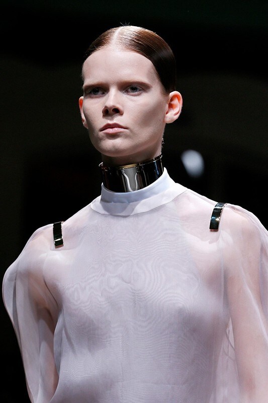 GIVENCHY SS13 4