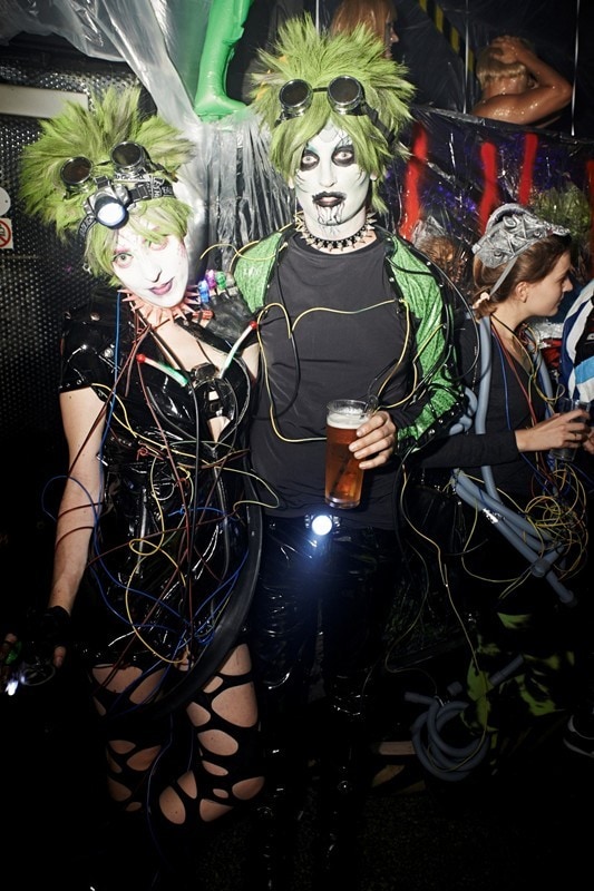 Tinaween 2014, Dazed