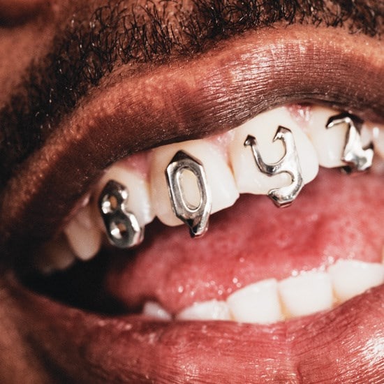 Lisa Michalik grills teeth makeup artist sfx 1